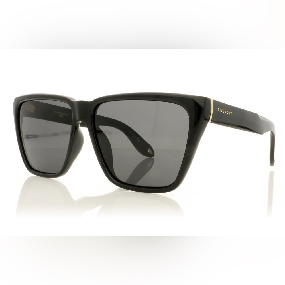Givenchy GV7002/S